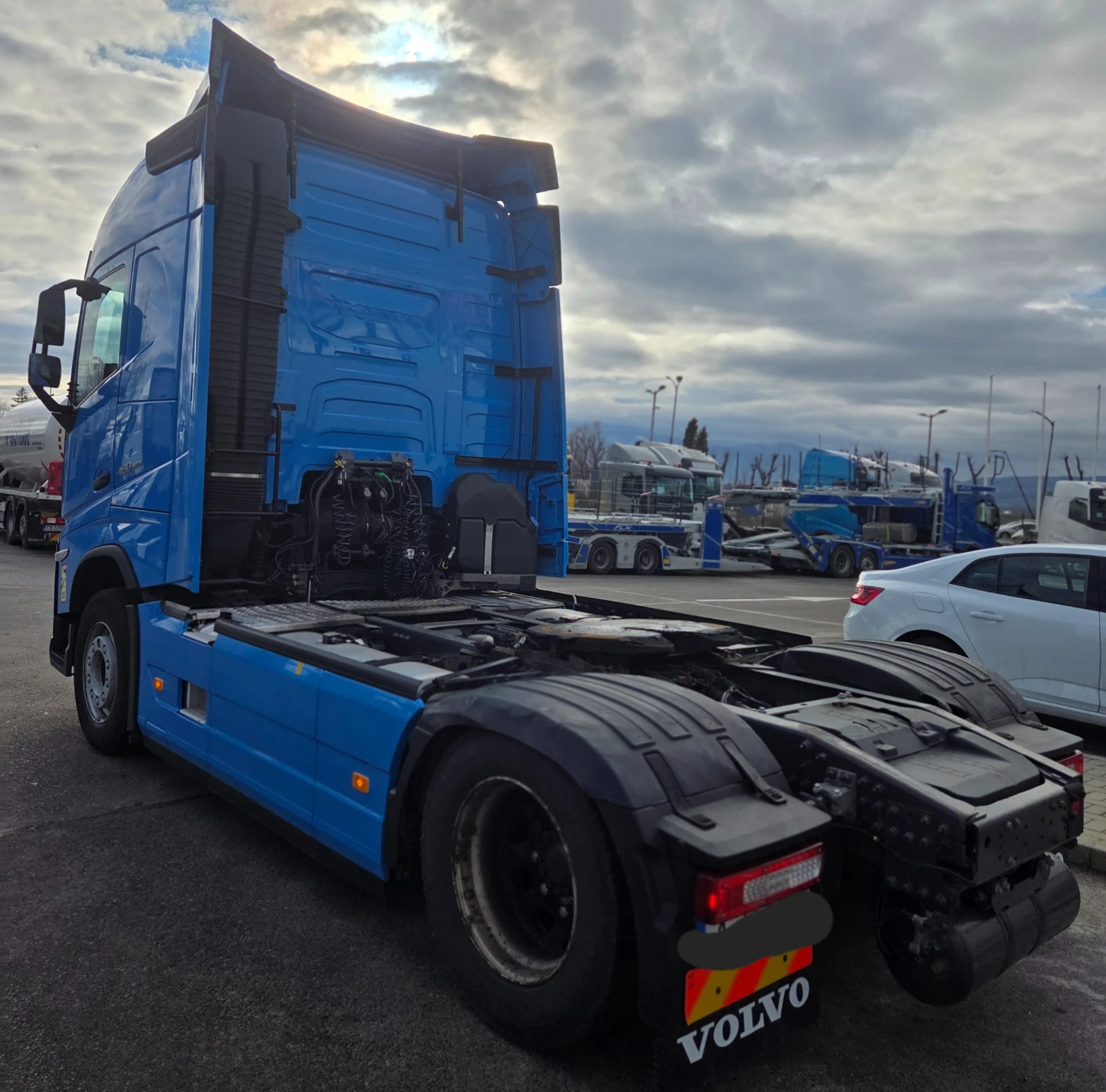 Volvo Fh 460 I SAVE- собствен лизинг - изображение 4