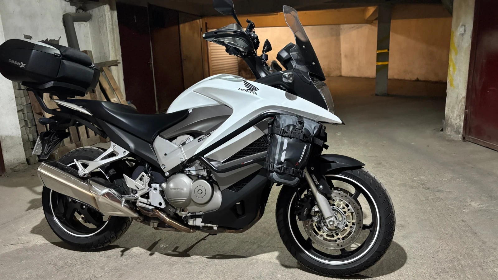 Honda Crossrunner VFR 800 X | Mobile.bg   1
