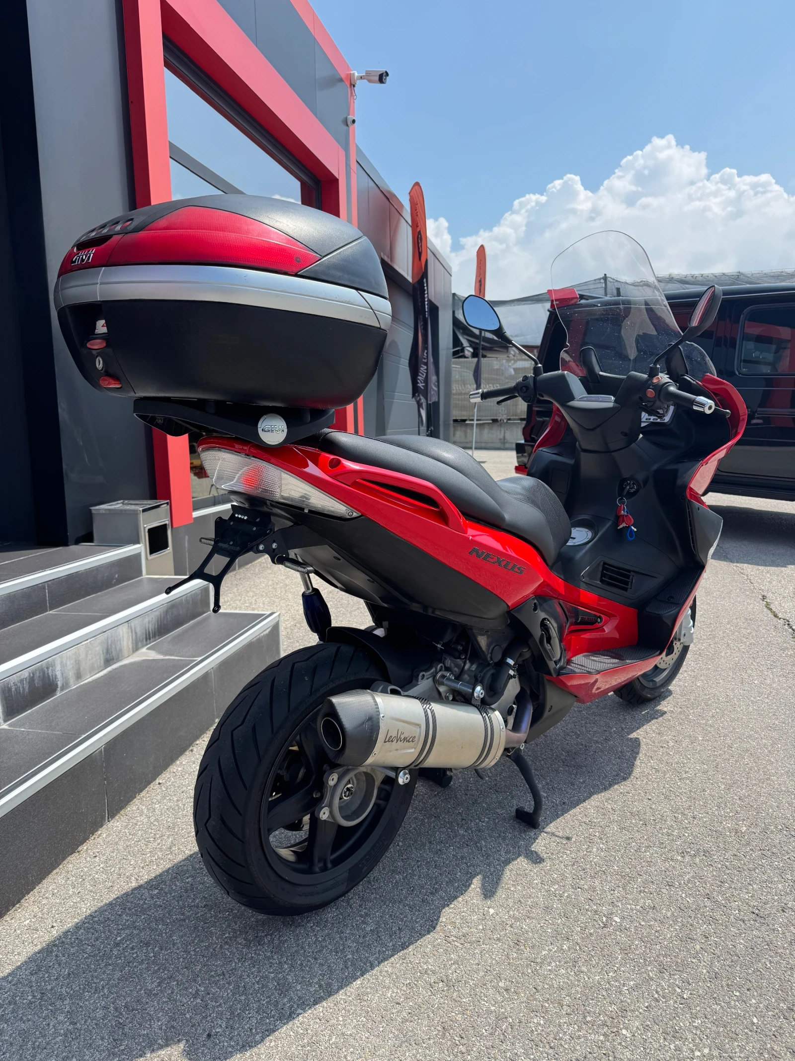 Gilera Nexus 500* LEO VINCE* GIVI* LED, снимка 4 - Мотоциклети и мототехника - 55147713