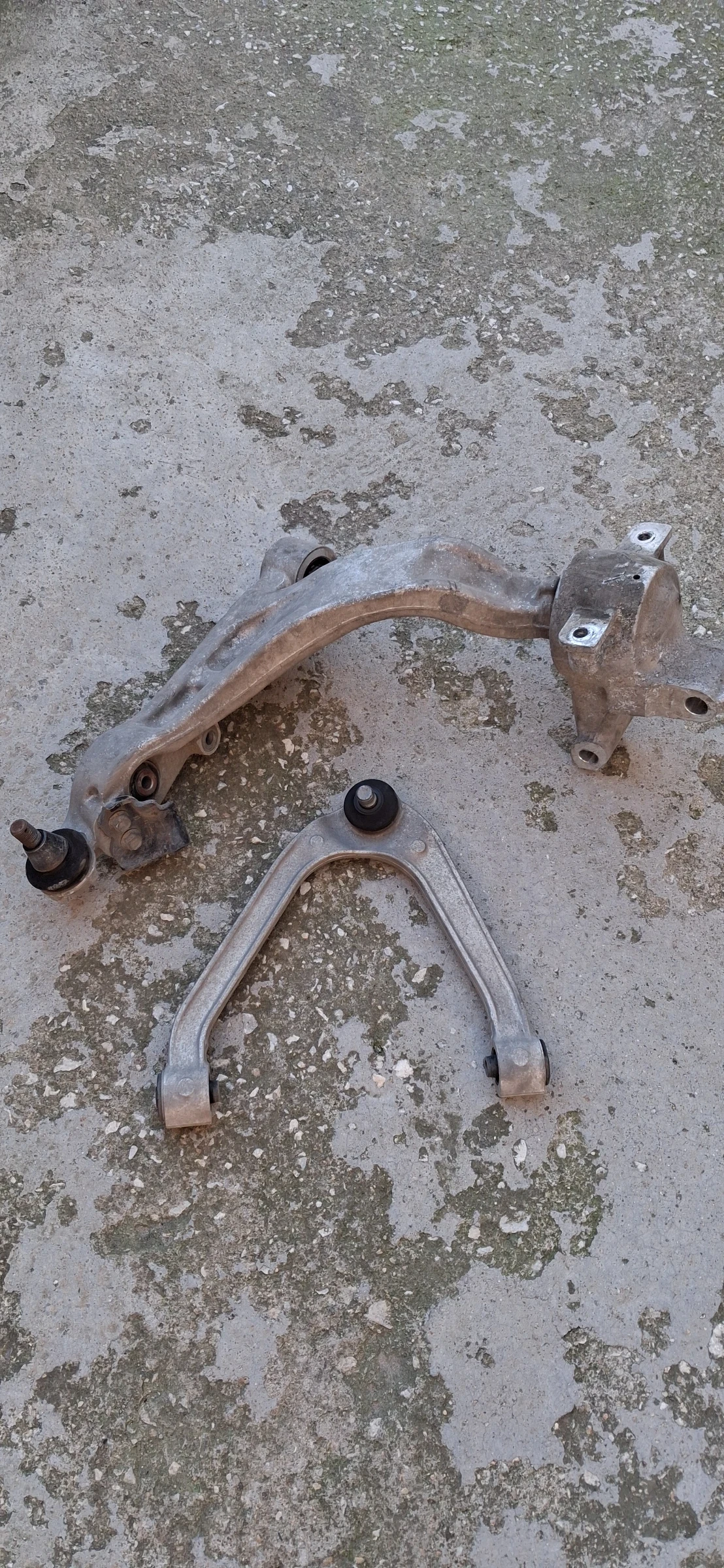 Предни долни носачи за Фх/QX 3.7 и 5.0, снимка 5 - Части - 53846759