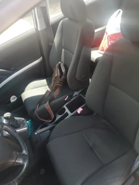 Toyota Corolla verso, снимка 8