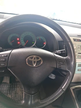 Toyota Corolla verso, снимка 15