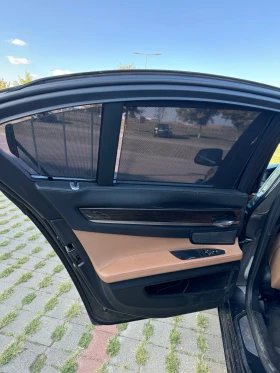 BMW 730 Топ!! Обслужен!! Уникат!!, снимка 11