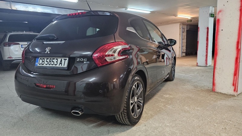 Peugeot 208  1.6e-hdi, снимка 5 - Автомобили и джипове - 46563586