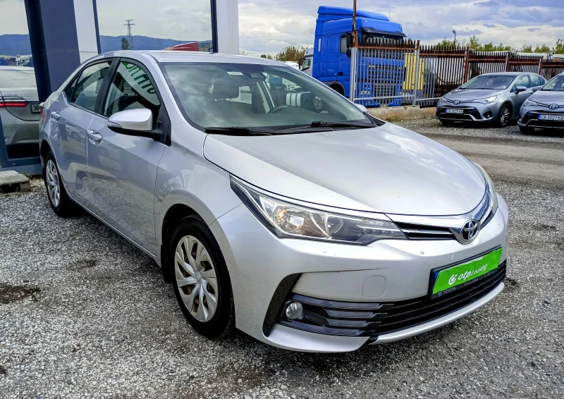 Toyota Corolla 1.6 VVT-I, снимка 2 - Автомобили и джипове - 47880418