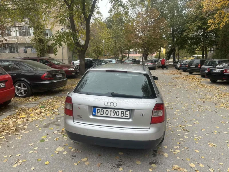 Audi A4 1.9, снимка 3 - Автомобили и джипове - 48285875