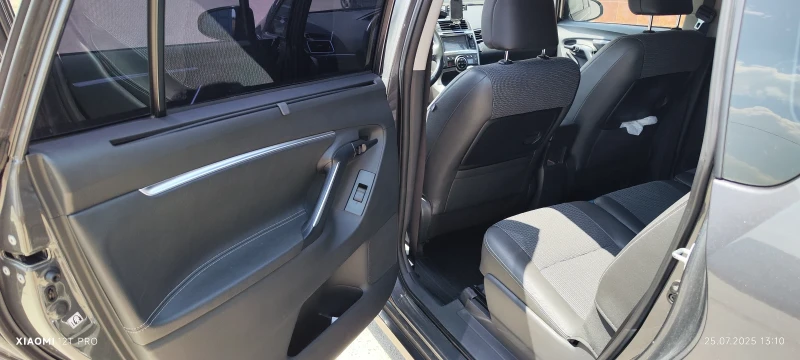 Toyota Verso, снимка 13 - Автомобили и джипове - 52484385