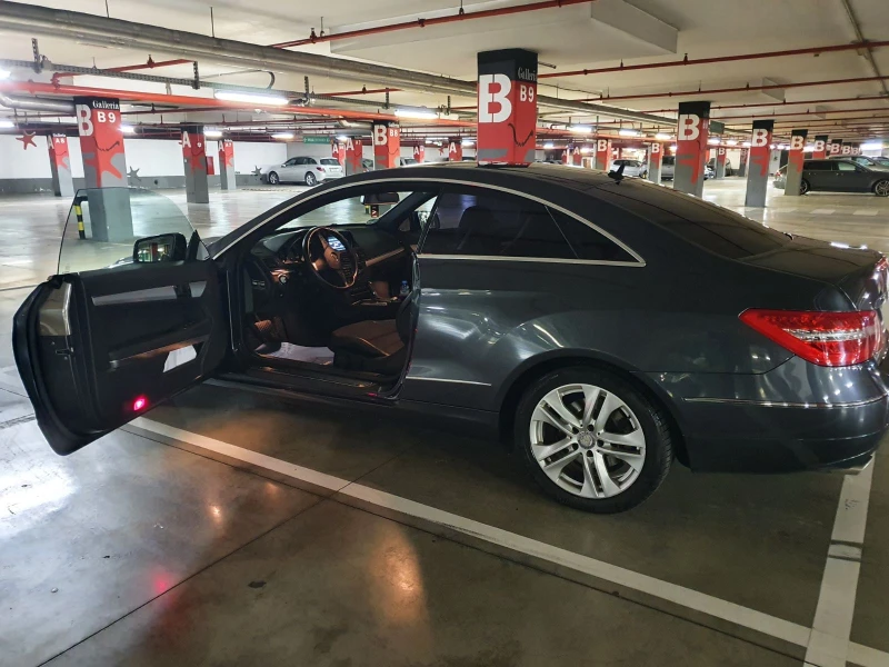 Mercedes-Benz E 250 2.2, снимка 7 - Автомобили и джипове - 52834314