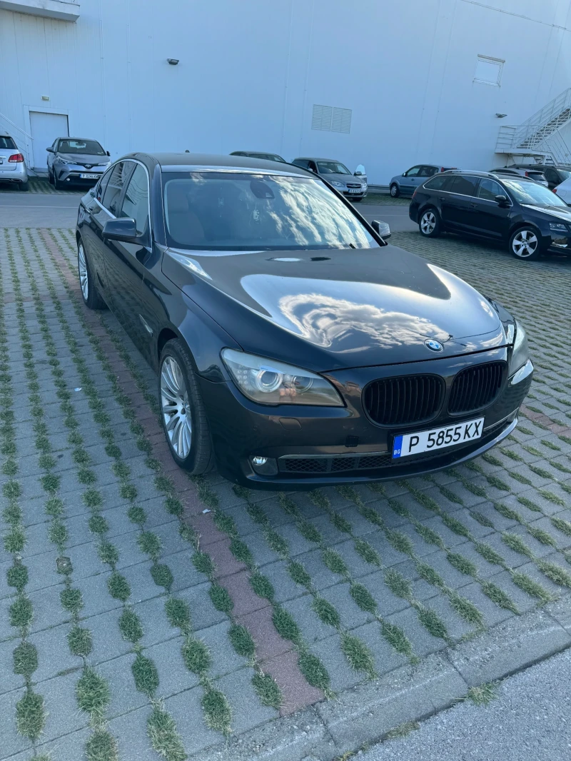 BMW 730 Топ!! Обслужен!! Уникат!!, снимка 3 - Автомобили и джипове - 52617076
