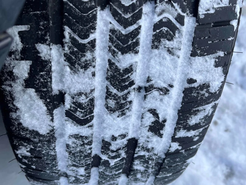 Mercedes-Benz E 450 * CARFAX * БЕЗ ПЪРВОНАЧАЛНА ВНОСКА, снимка 11 - Автомобили и джипове - 52943453