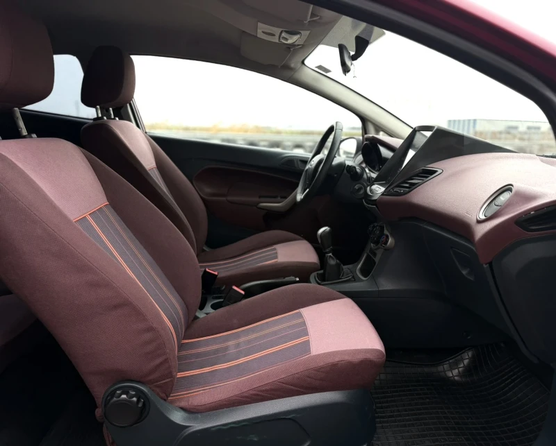 Ford Fiesta Carplay ЛИЗИНГ !!!, снимка 8 - Автомобили и джипове - 53065883