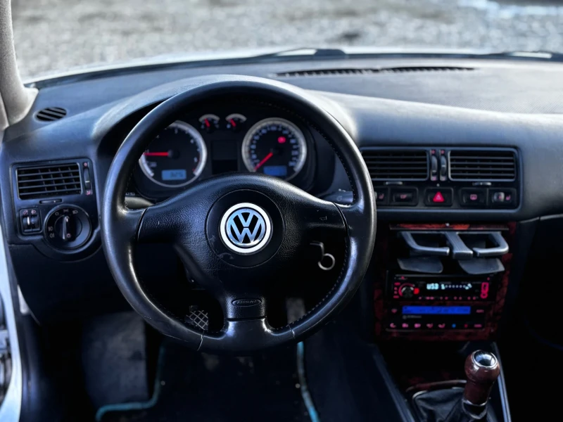 VW Bora 1.9 TDi* ПЕЧКА* , снимка 9 - Автомобили и джипове - 53156107