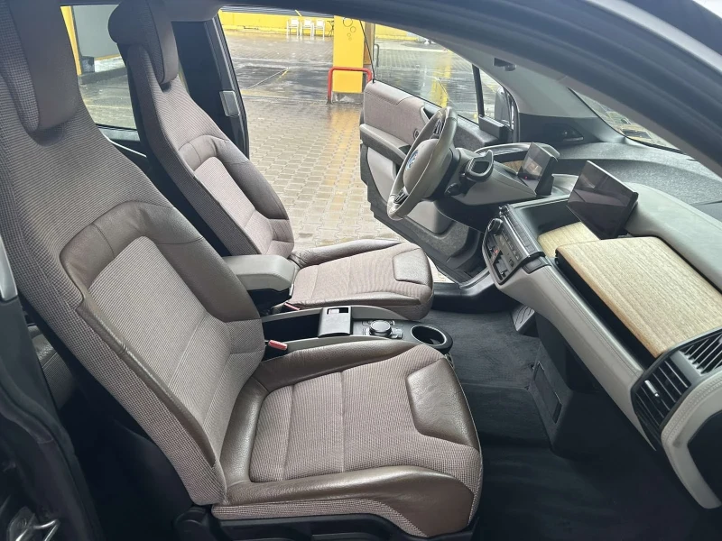 BMW i3, снимка 6 - Автомобили и джипове - 53415714