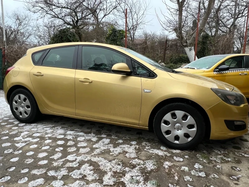 Opel Astra 1.4 Turbo, снимка 3 - Автомобили и джипове - 54407322