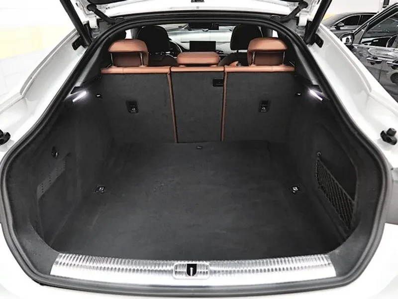 Audi A5 2.0 TDI Quattro, снимка 11 - Автомобили и джипове - 55032048