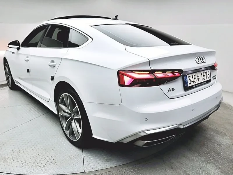 Audi A5 2.0 TDI Quattro, снимка 4 - Автомобили и джипове - 55032048