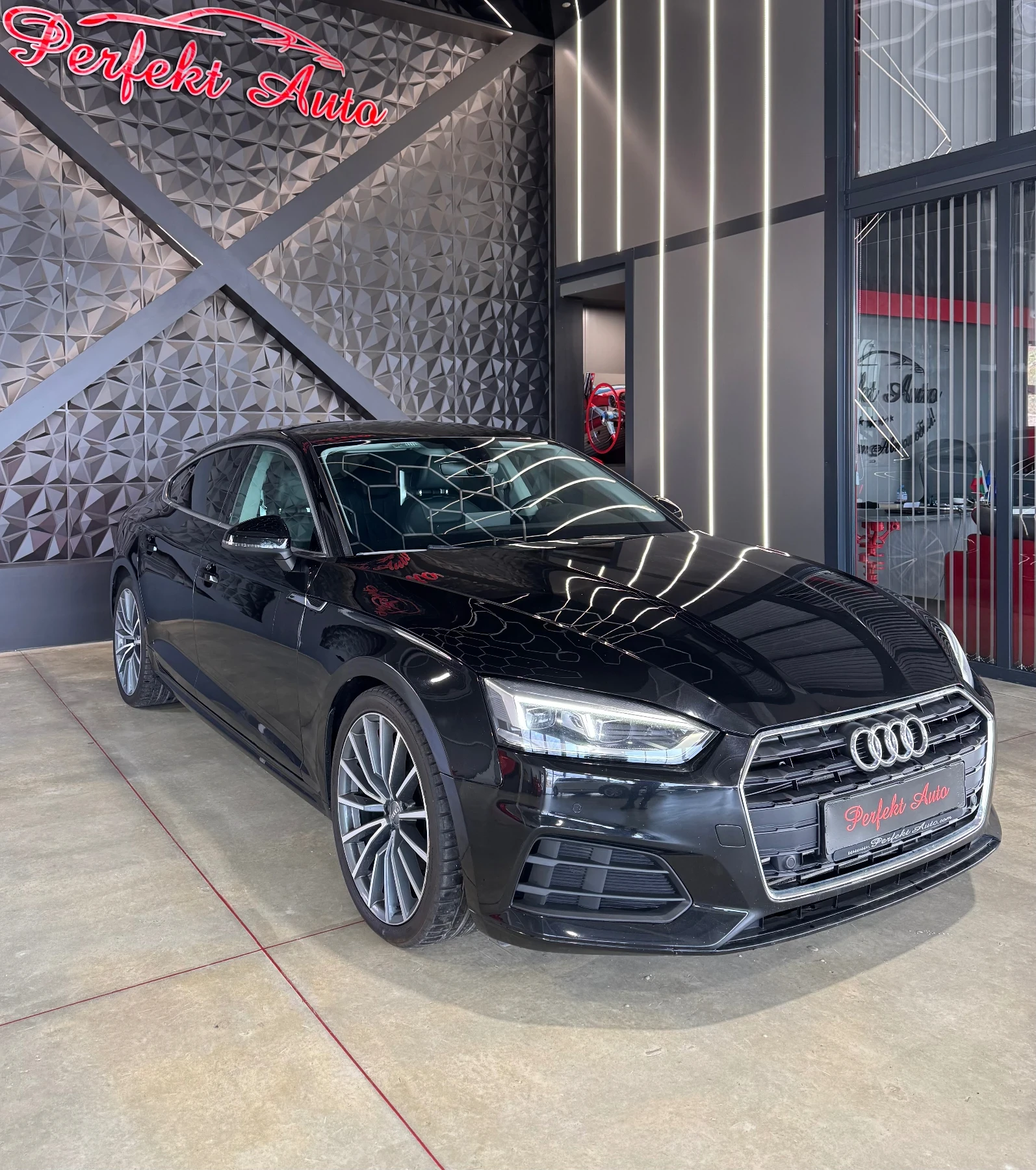 Audi A5 G-TRON SPORTBACK * TV * МЕТАН, снимка 1