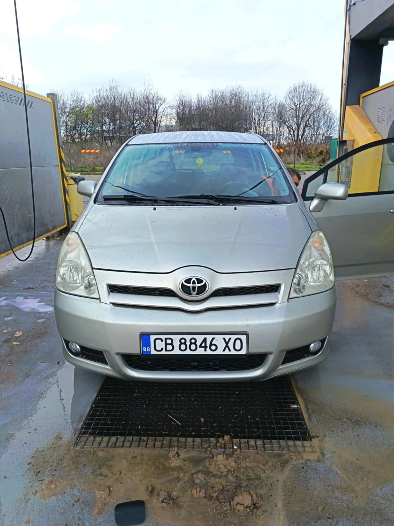 Toyota Corolla verso, снимка 1