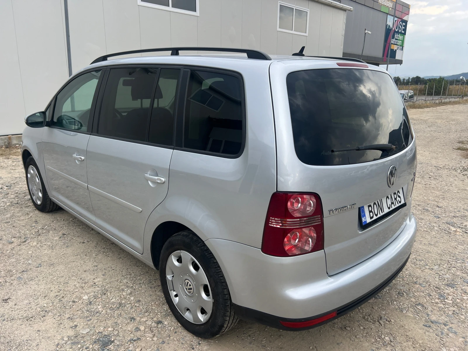 VW Touran 1.4 TSI- 140к.с. 6+ 1 /Фабричен метан/ Италия - изображение 7