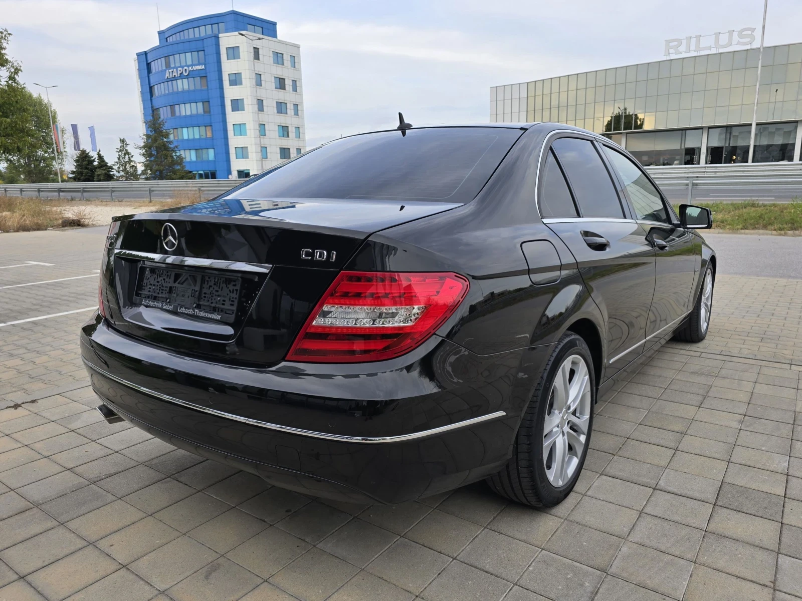 Mercedes-Benz C 220 CDI FACELIFT.AVANTGARDE.BlueEFFICIENCY.NAVI - изображение 4