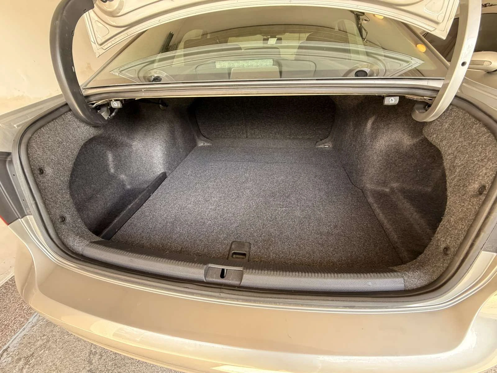 VW Passat 2.5 SE - изображение 10