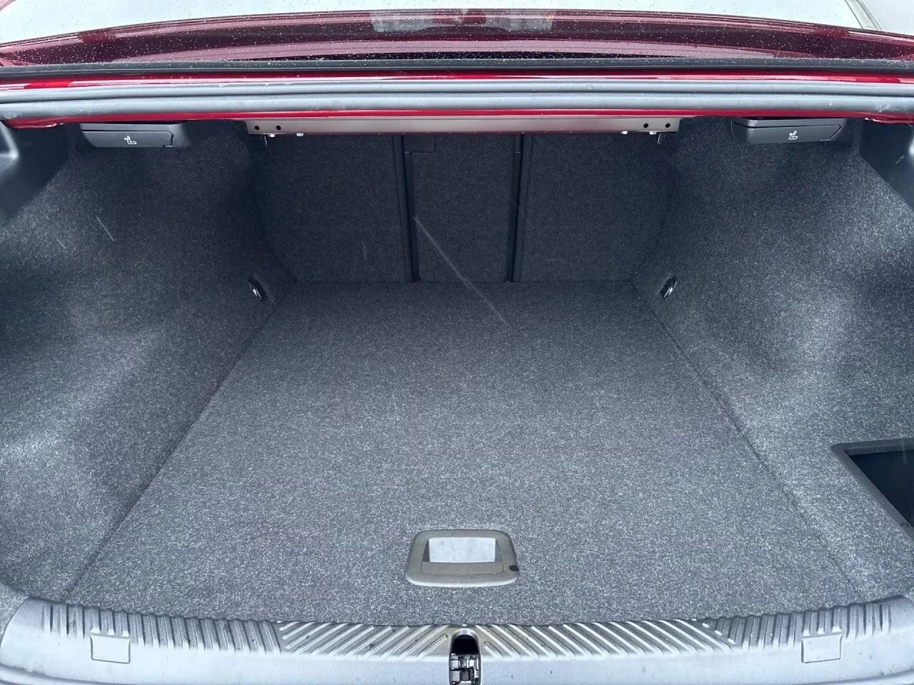 BMW i5 M60/xDrive/CARBON/ICONIC GLOW/PANO/B&W/360/HEAD UP, снимка 13 - Автомобили и джипове - 53972919