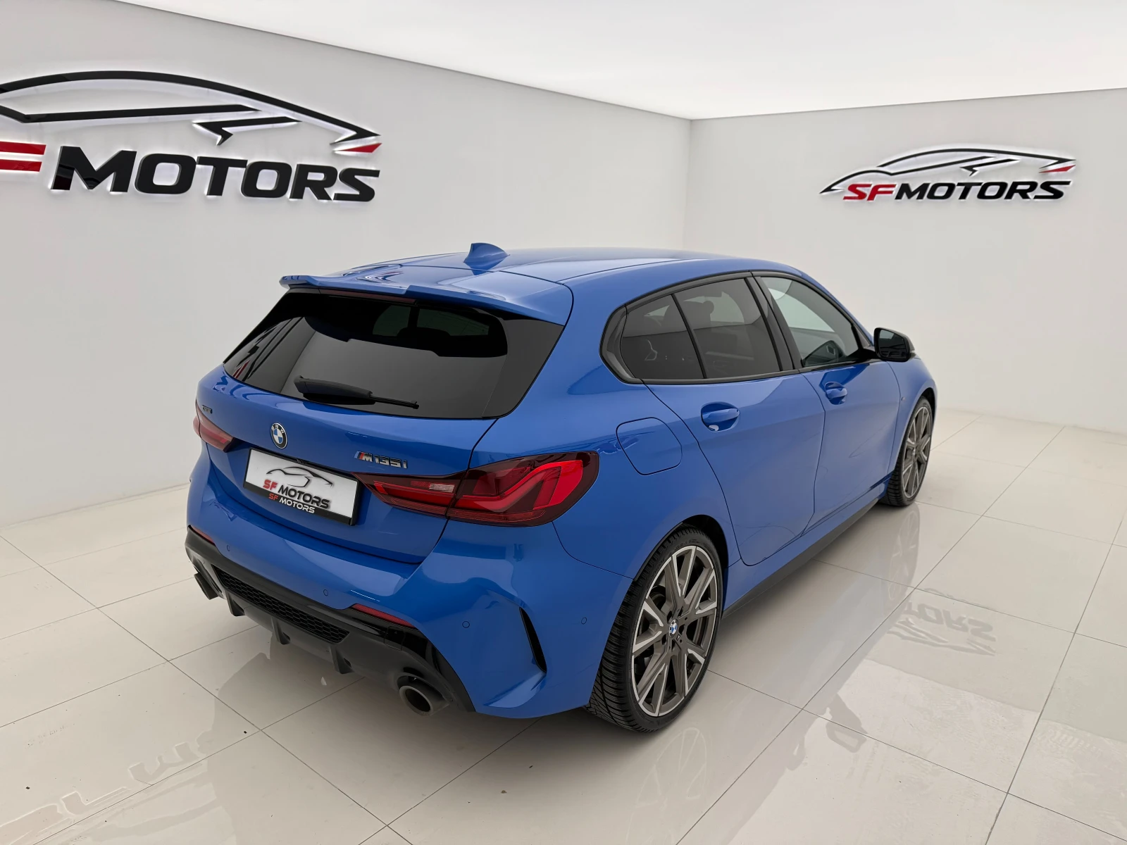 BMW 135 M135i xDrive, снимка 6 - Автомобили и джипове - 54136771