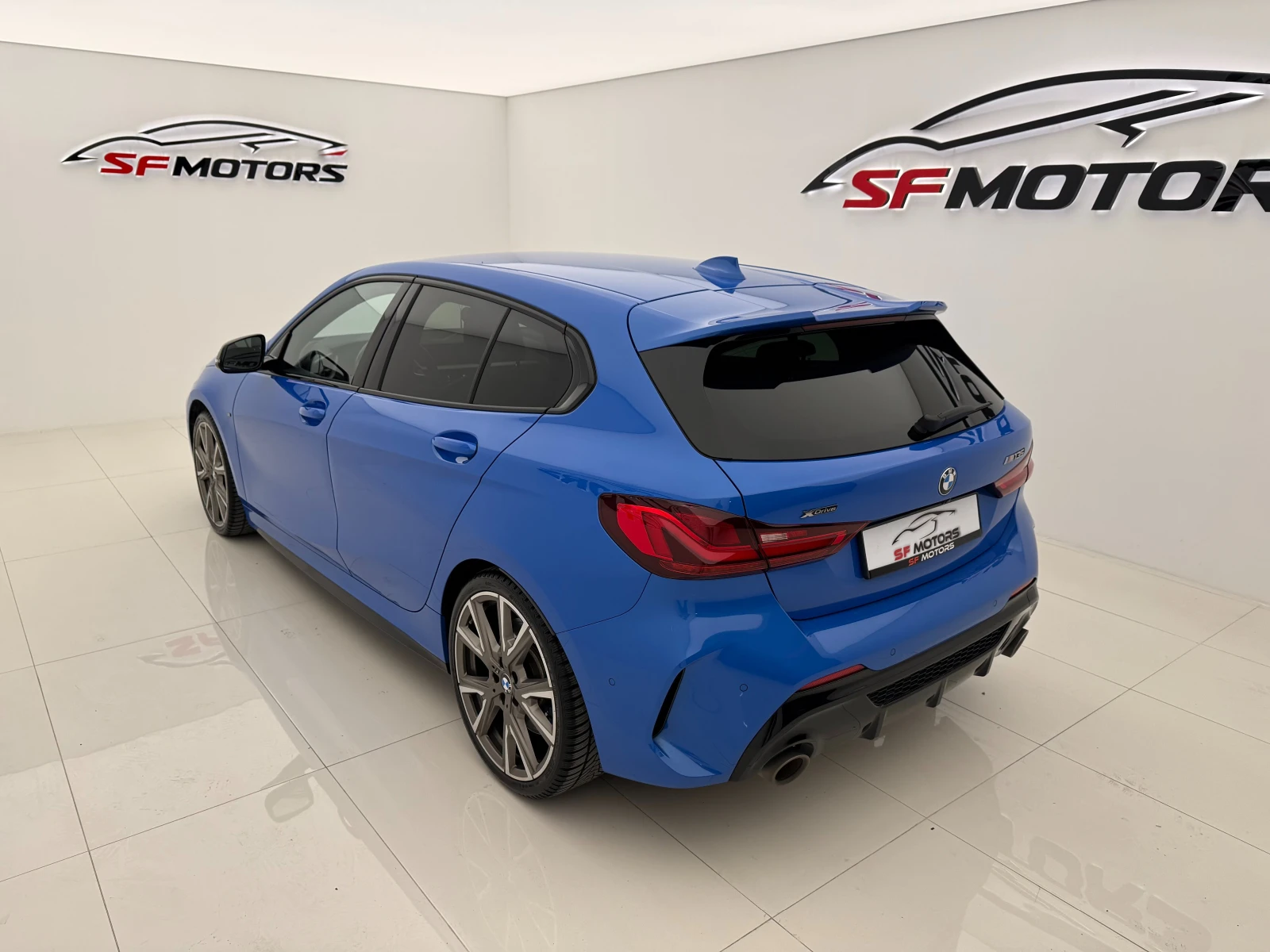 BMW 135 M135i xDrive, снимка 4 - Автомобили и джипове - 54136771