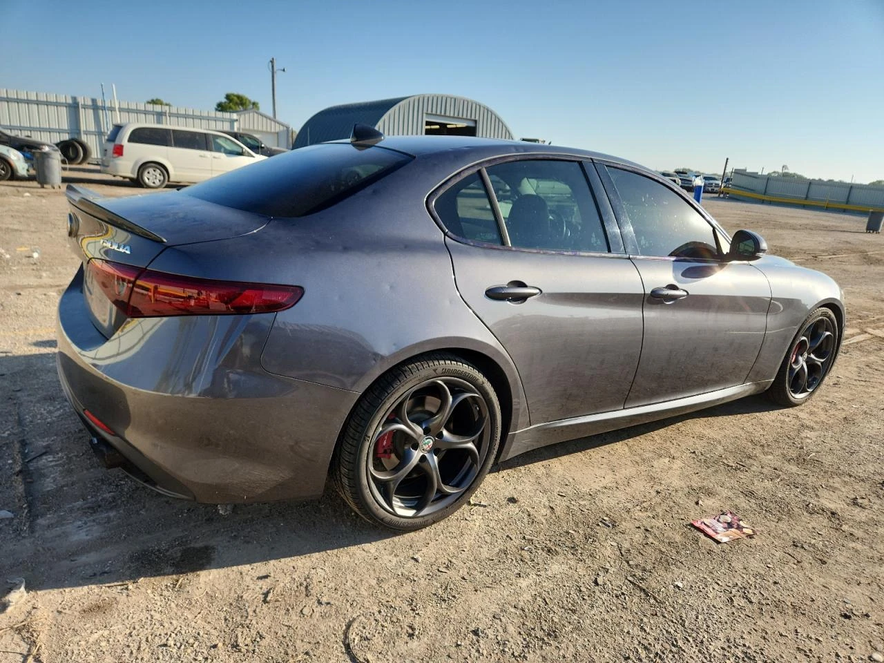 Alfa Romeo Giulia Ti RWD, снимка 3 - Автомобили и джипове - 54185626