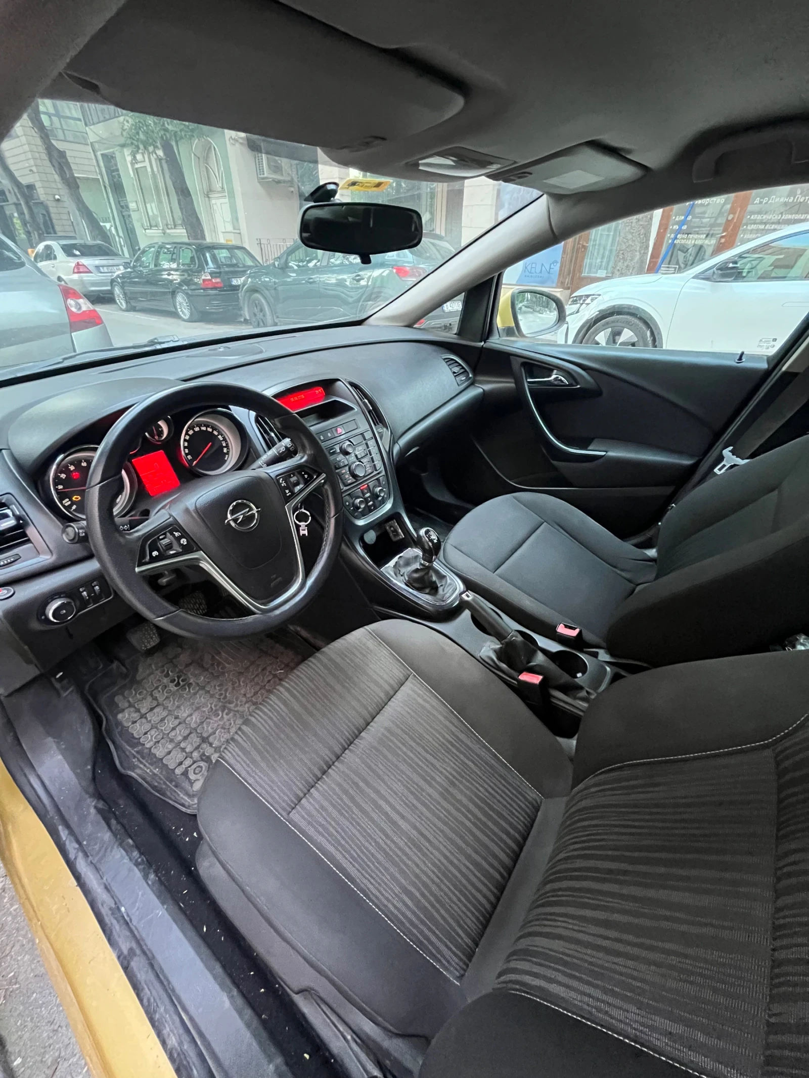 Opel Astra 1.4 Т ГАЗ/БЕНЗИН, снимка 5 - Автомобили и джипове - 54407322