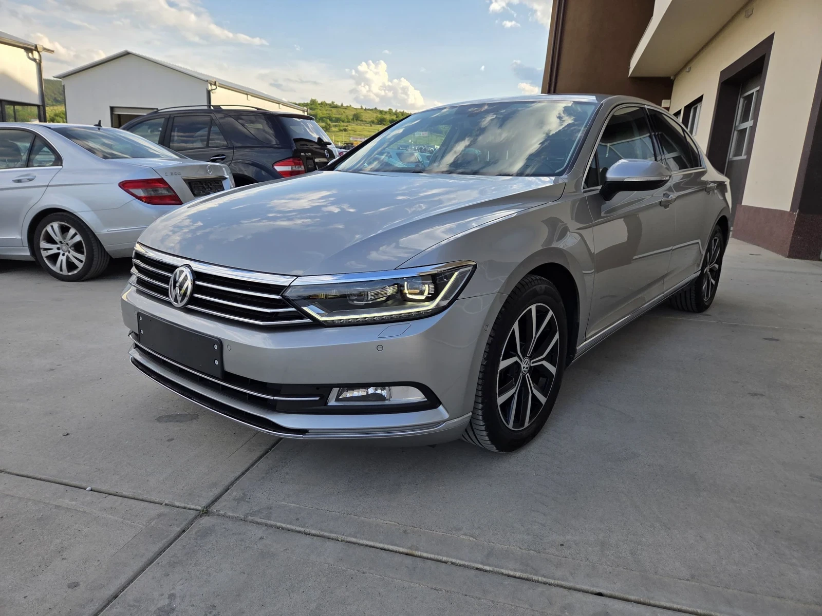 VW Passat HIGHLINE/ LED ФАРОВЕ/ ТОП, снимка 17 - Автомобили и джипове - 54743246