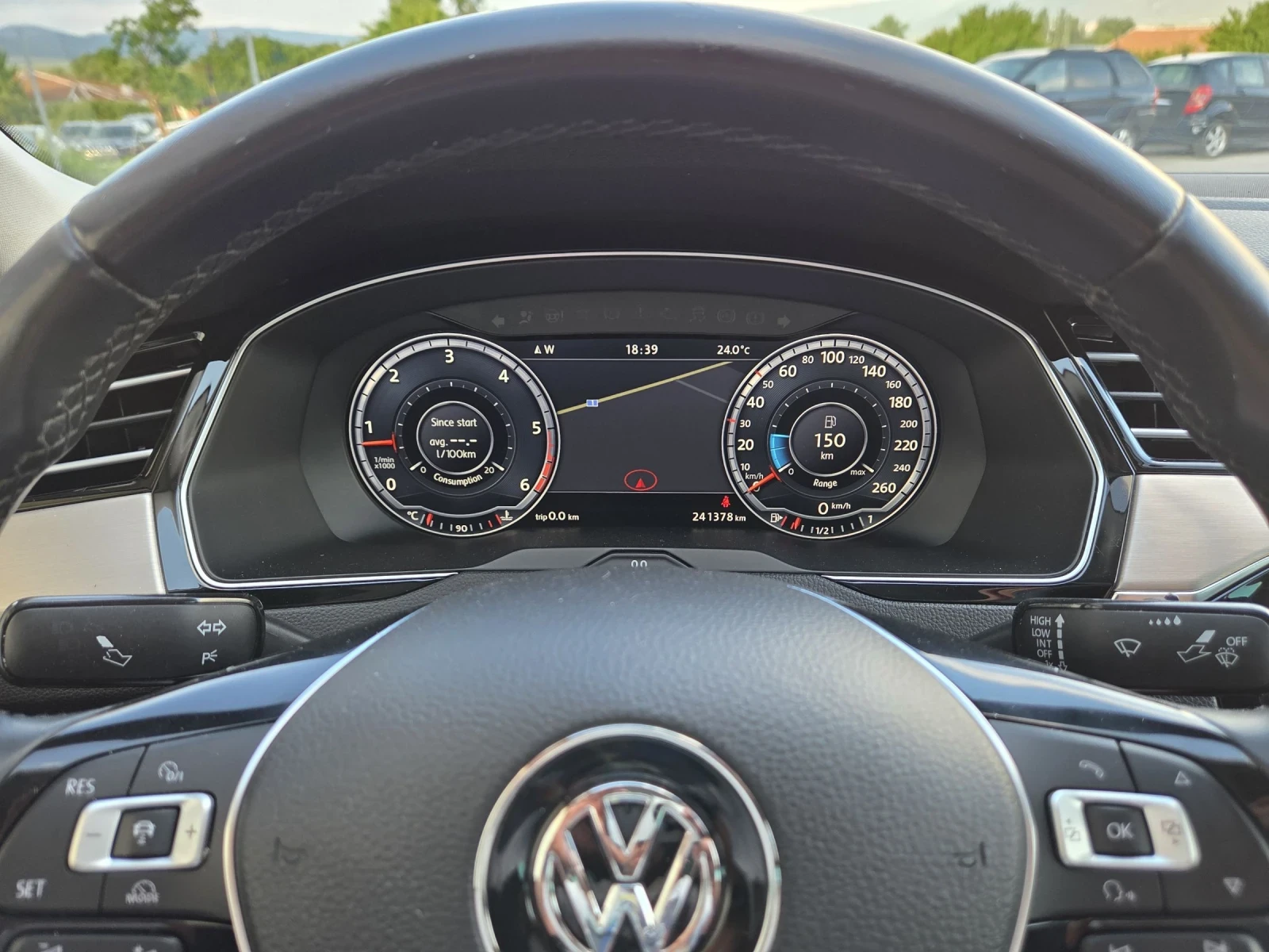 VW Passat HIGHLINE/ LED ФАРОВЕ/ ТОП, снимка 3 - Автомобили и джипове - 54743246
