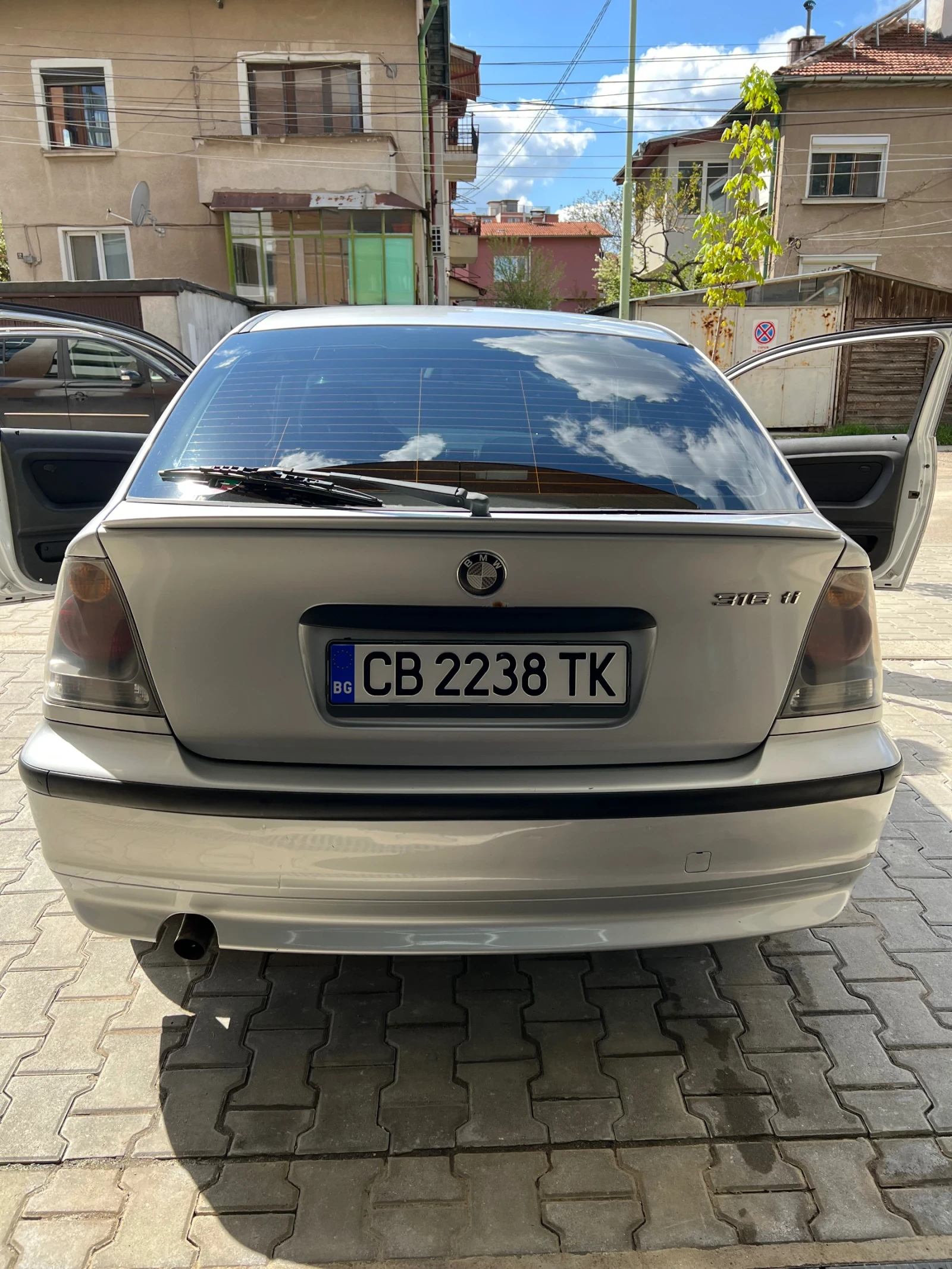 BMW 318, снимка 4 - Автомобили и джипове - 54947689