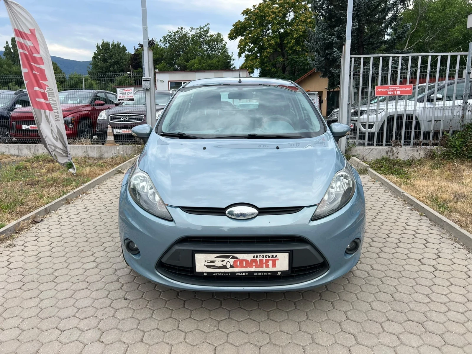 Ford Fiesta 1.2i/KLIMA, снимка 2 - Автомобили и джипове - 55223090