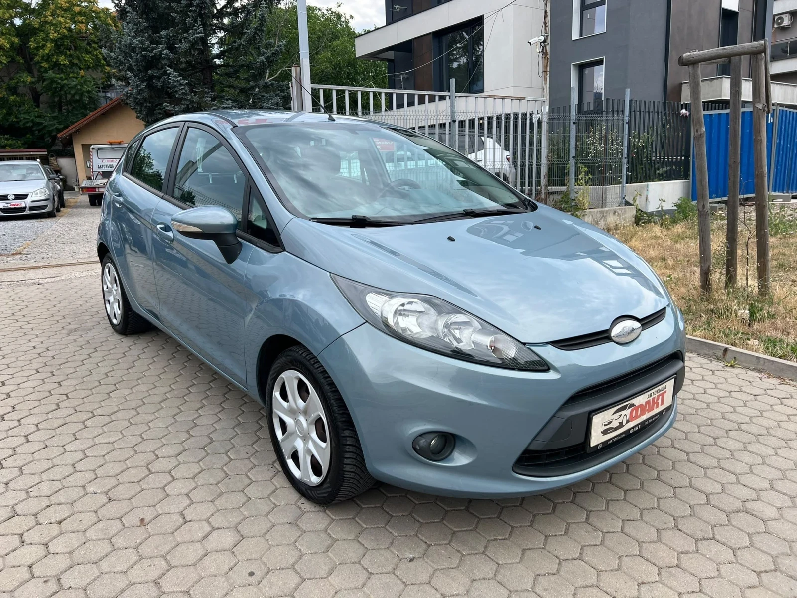 Ford Fiesta 1.2i/KLIMA, снимка 3 - Автомобили и джипове - 55223090