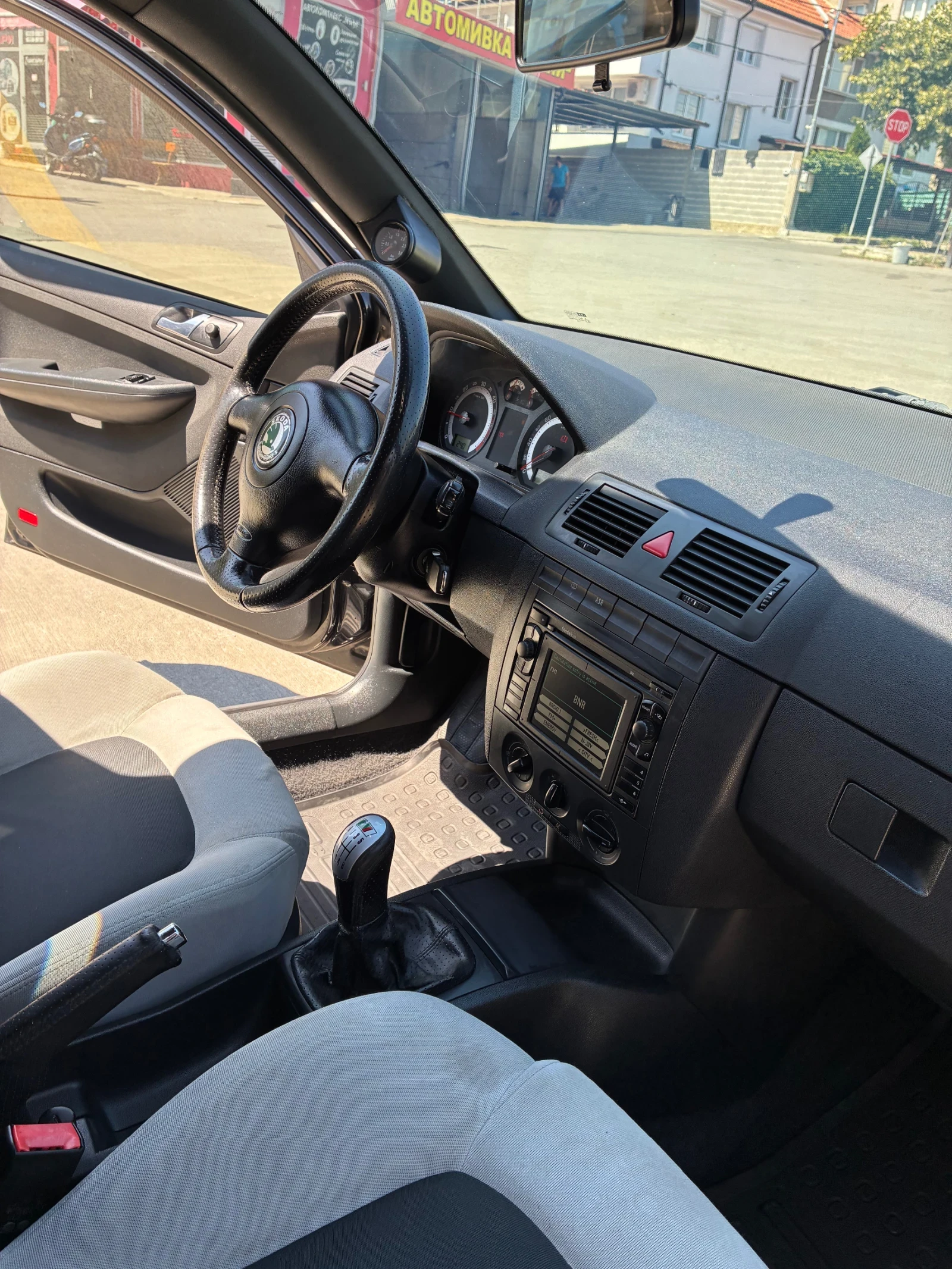 Skoda Fabia BLT VRS, снимка 8 - Автомобили и джипове - 55361616