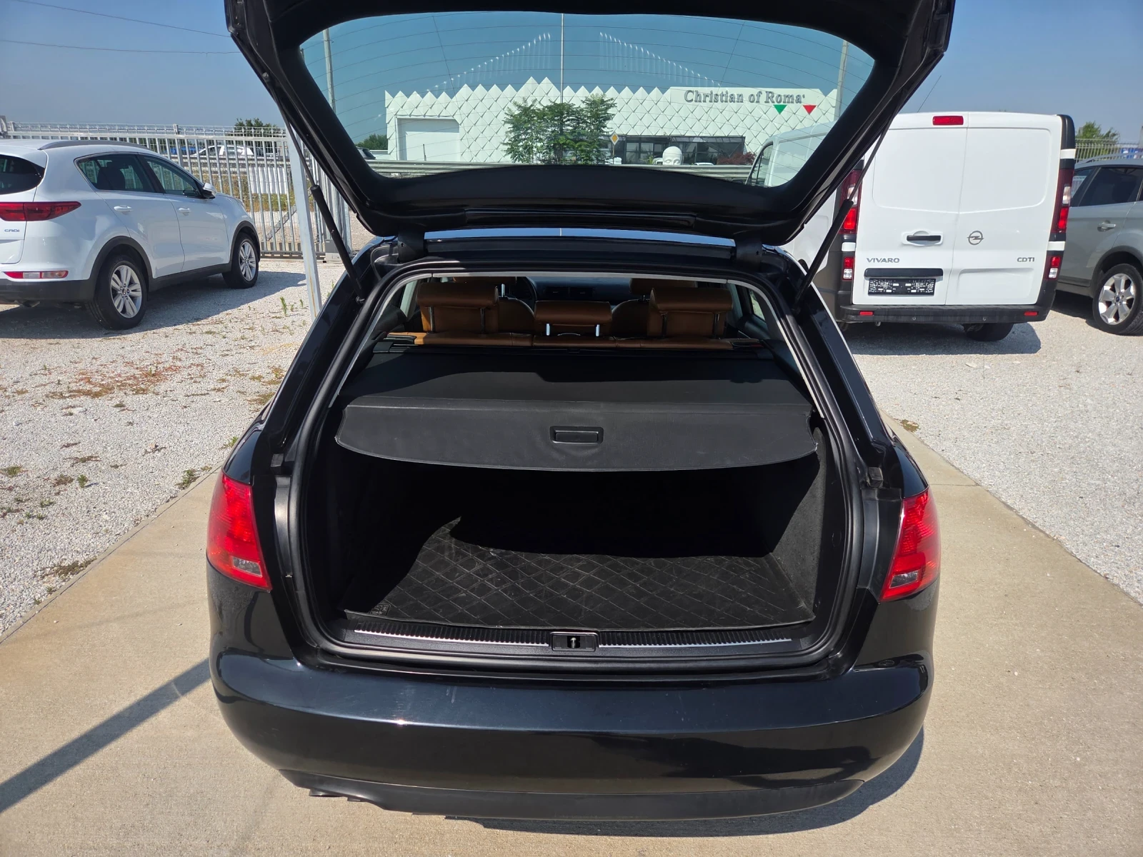 Audi A4 2.0TDi/КОЖА, снимка 12 - Автомобили и джипове - 55374738