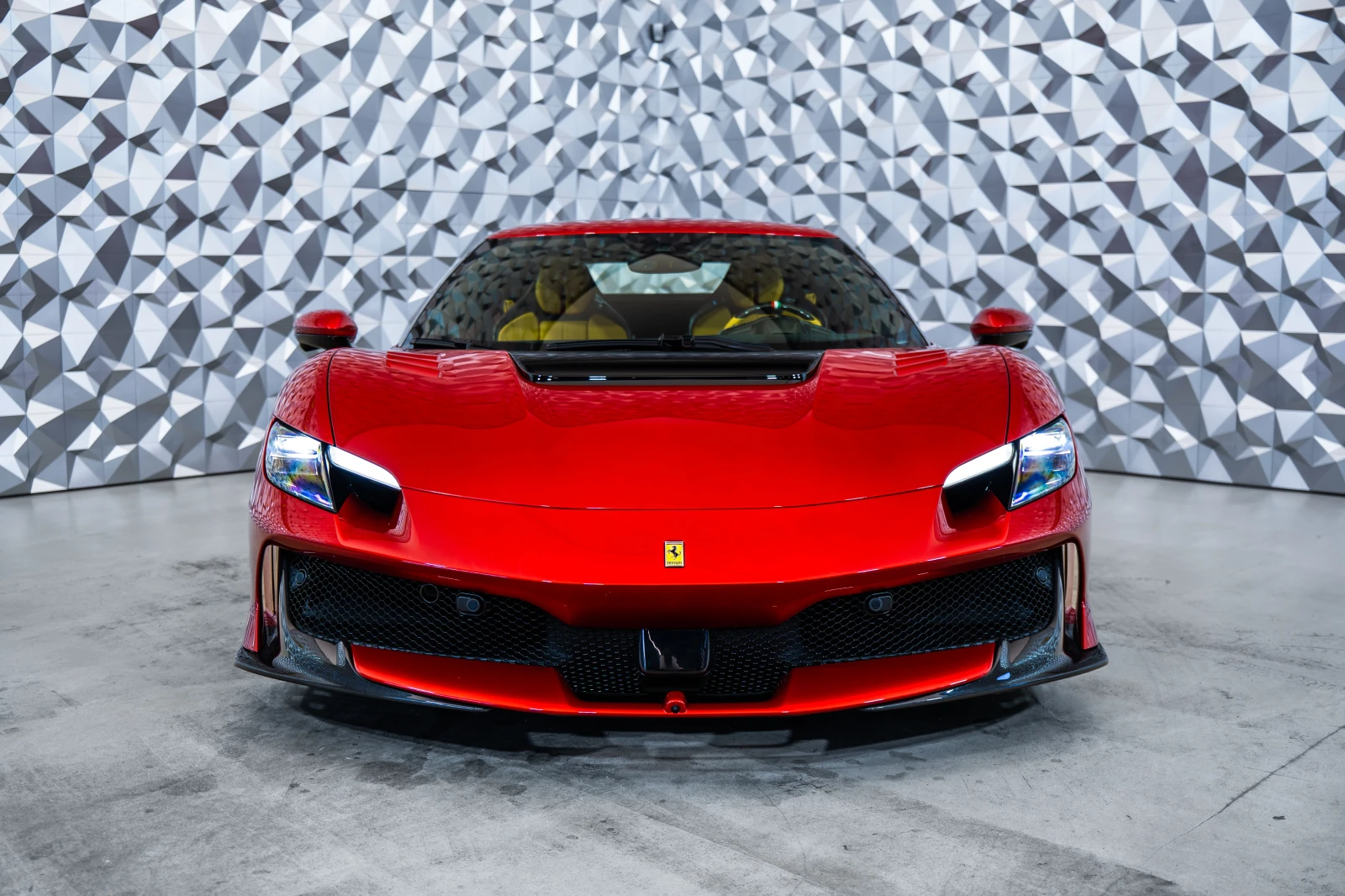 Ferrari 296 Speciale Rosso Magma, снимка 2 - Автомобили и джипове - 55463538