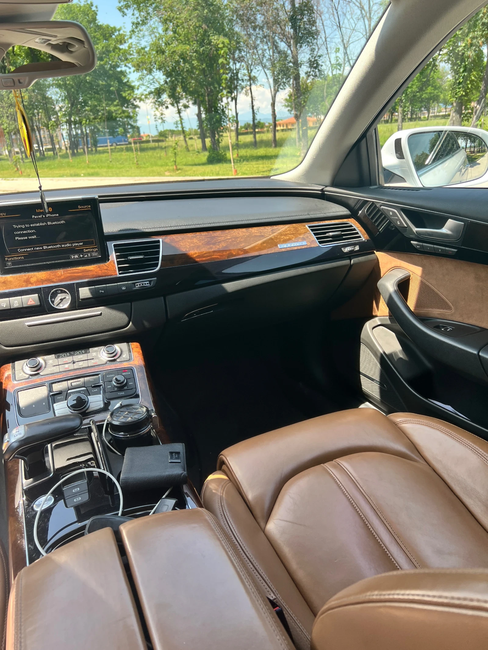 Audi A8 4000 бензин Без забележки, снимка 5 - Автомобили и джипове - 55598020