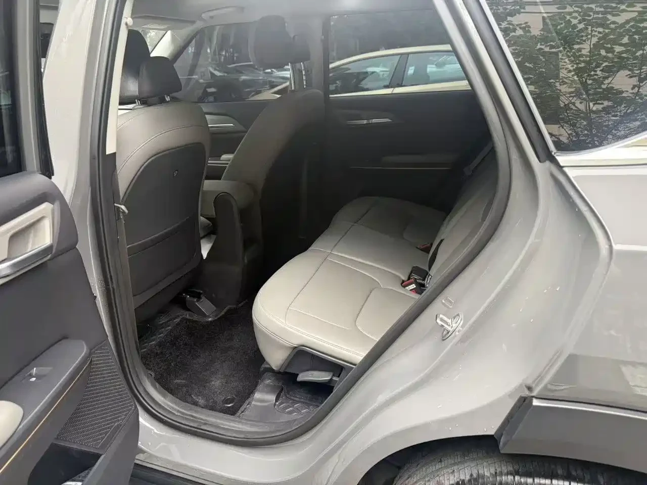 Kia EV5 720 Land | HARMAN/KARDON | ���������� | ���������  | Mobile.bg � ����������� 6