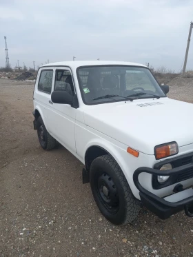 Lada Niva 1.7 инжекцион, снимка 13