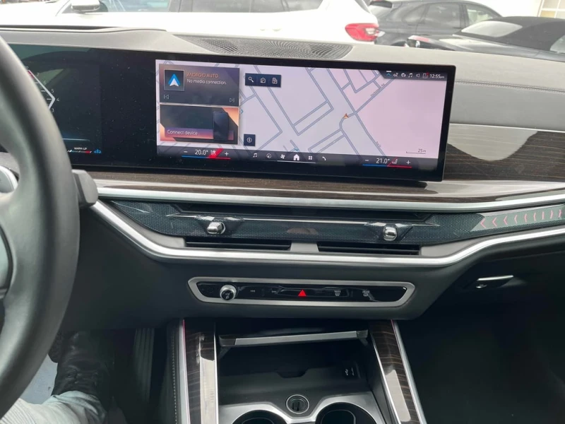 BMW X5 2025 xDrive40i * CARFAX * БЕЗ ПЪРВОНАЧАЛНА ВНОСКА, снимка 9 - Автомобили и джипове - 53040600