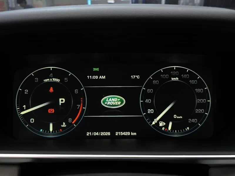 Land Rover Range Rover Sport 3.0, снимка 8 - Автомобили и джипове - 54500039