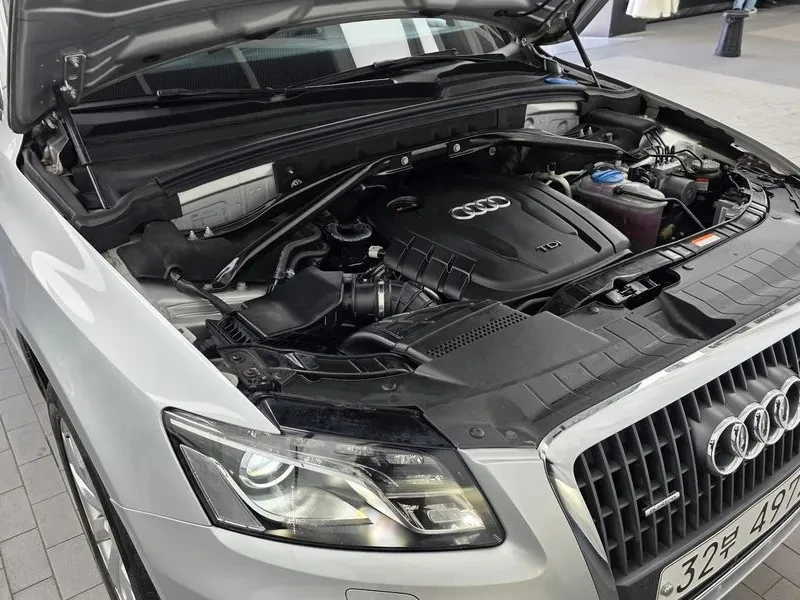 Audi Q5 2.0 Tdi Quattro Dynamic, снимка 6 - Автомобили и джипове - 55896199