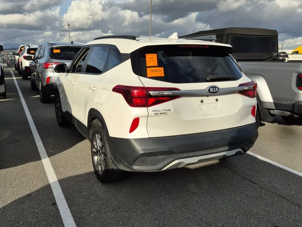 Kia Seltos * LX * CARFAX * БЕЗ ПЪРВОНАЧАЛНА ВНОСКА - изображение 4