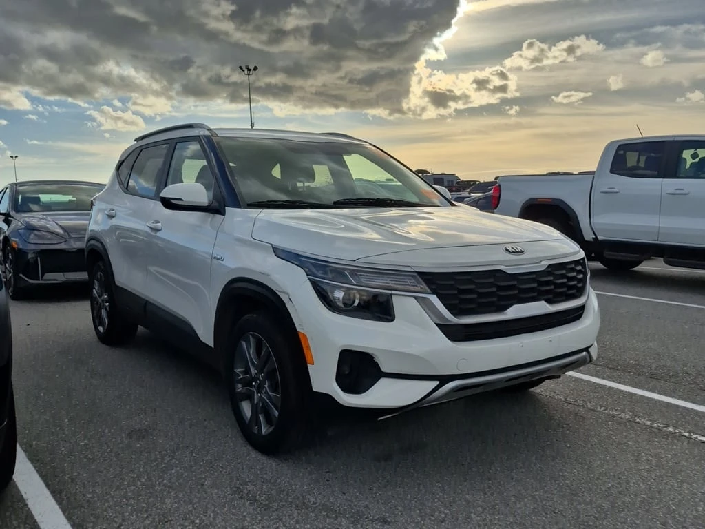 Kia Seltos * LX * CARFAX * БЕЗ ПЪРВОНАЧАЛНА ВНОСКА - изображение 2