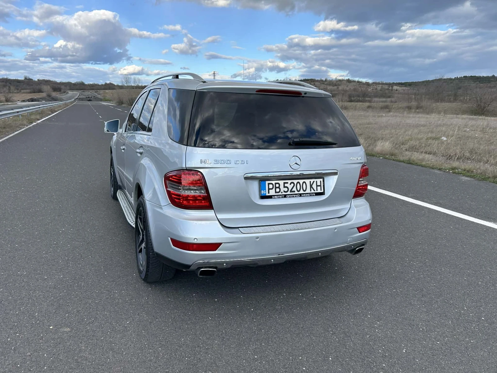 Mercedes-Benz ML 300 Designio - изображение 2
