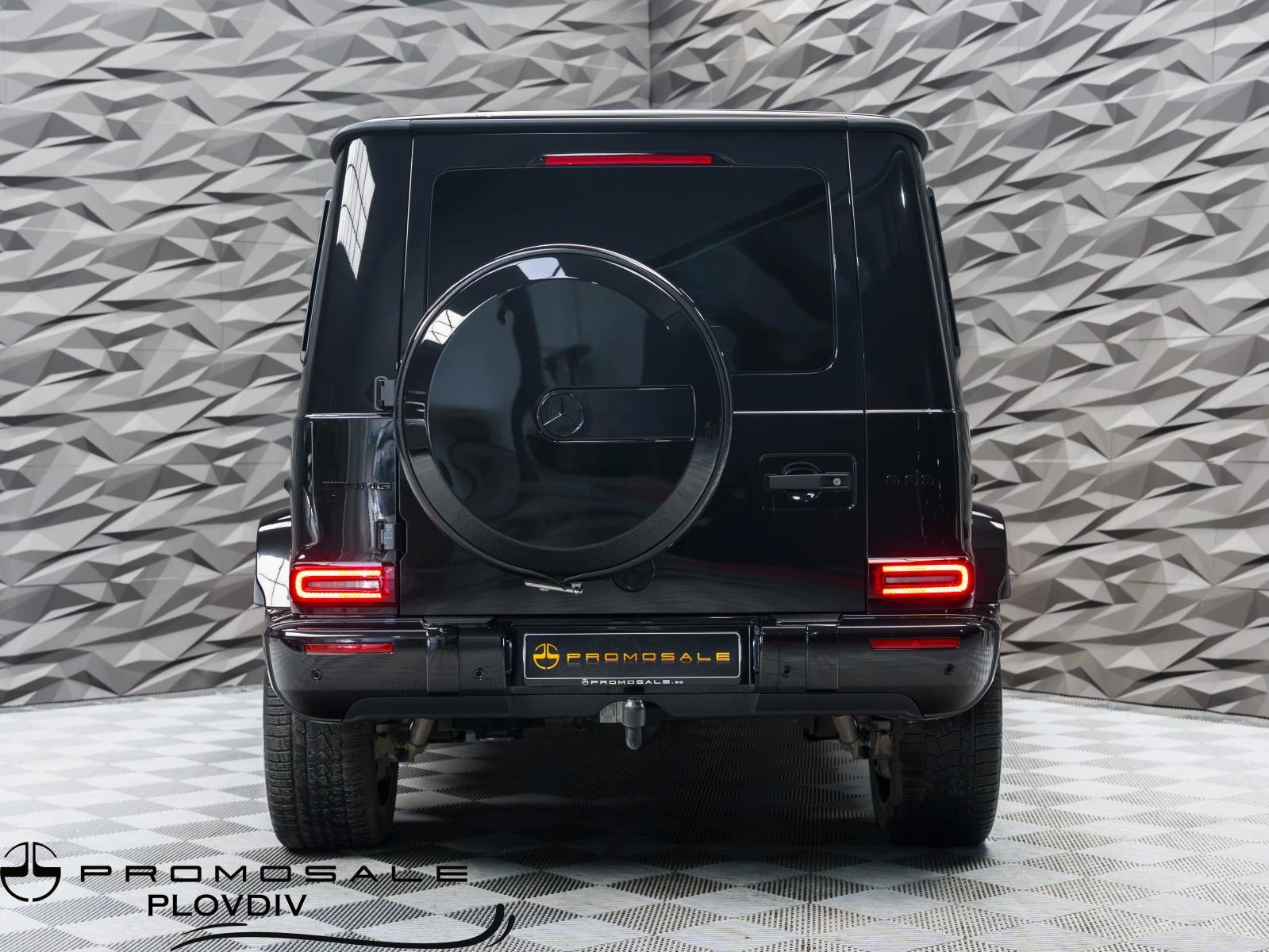 Mercedes-Benz G 63 AMG 3XTV* BURM* 360 CAMERA* CARBON* PANO* , снимка 4 - Автомобили и джипове - 53766876