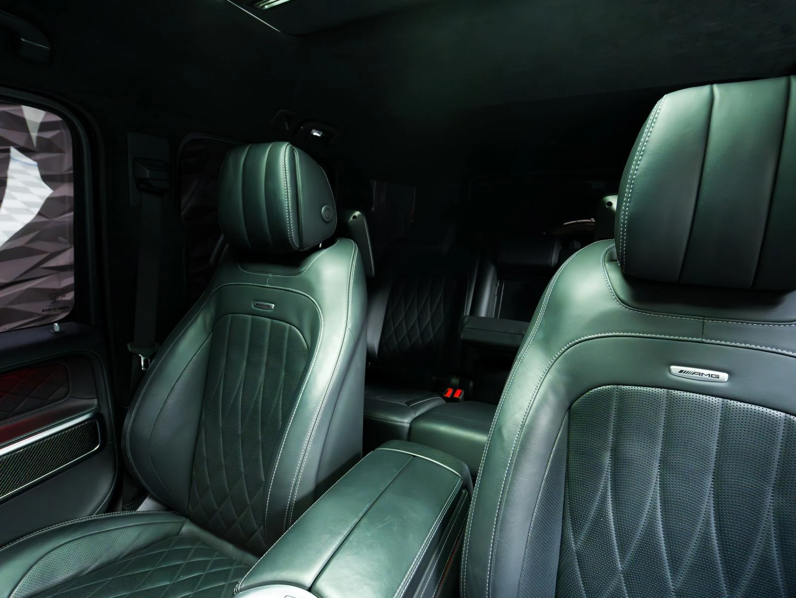 Mercedes-Benz G 63 AMG 3XTV* BURM* 360 CAMERA* CARBON* PANO* , снимка 7 - Автомобили и джипове - 53766876