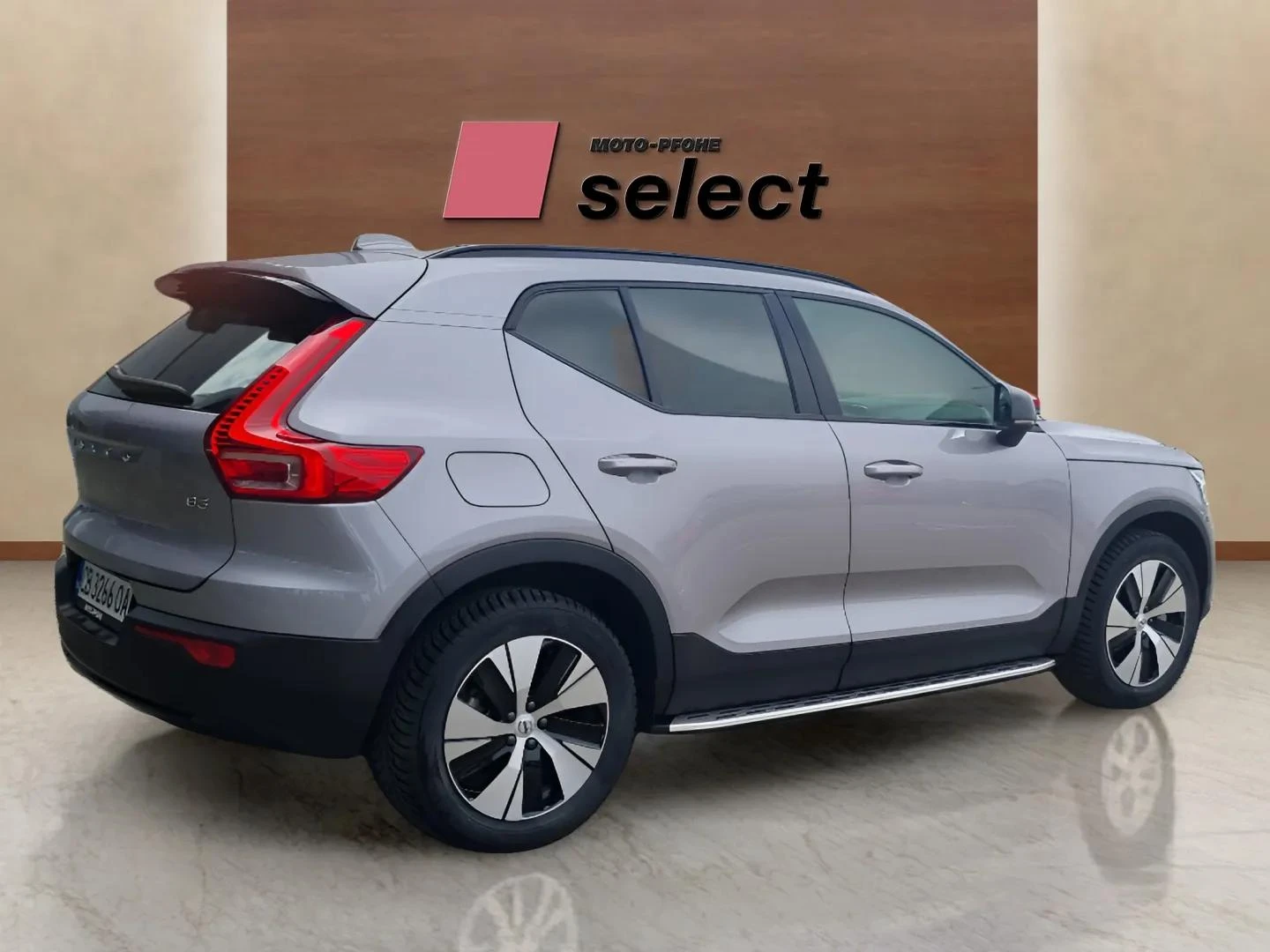 Volvo XC40 2.0 L Mild hybrid, снимка 7 - Автомобили и джипове - 53774729